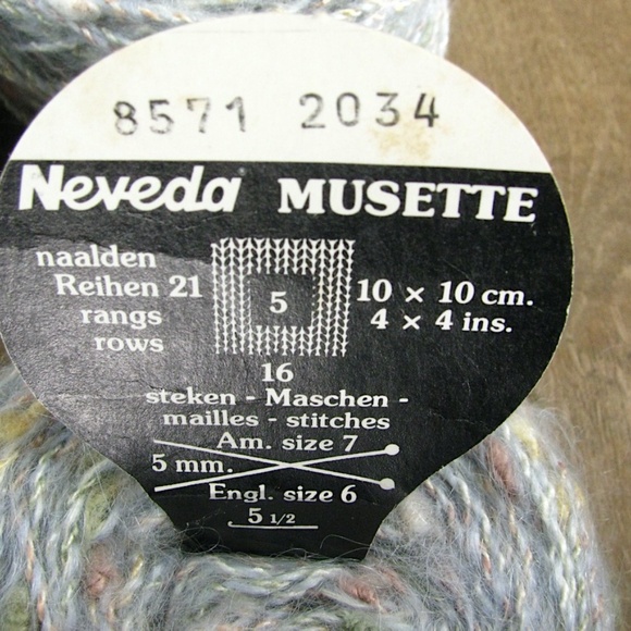 Neveda Musette Mohair Blend Yarn Wool Acrylic Pale Gray Multicolor Accents 50g x - Picture 6 of 6